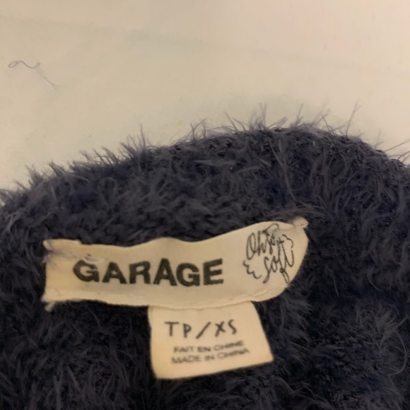 Fuzzy crop top - Picture 4 of 4